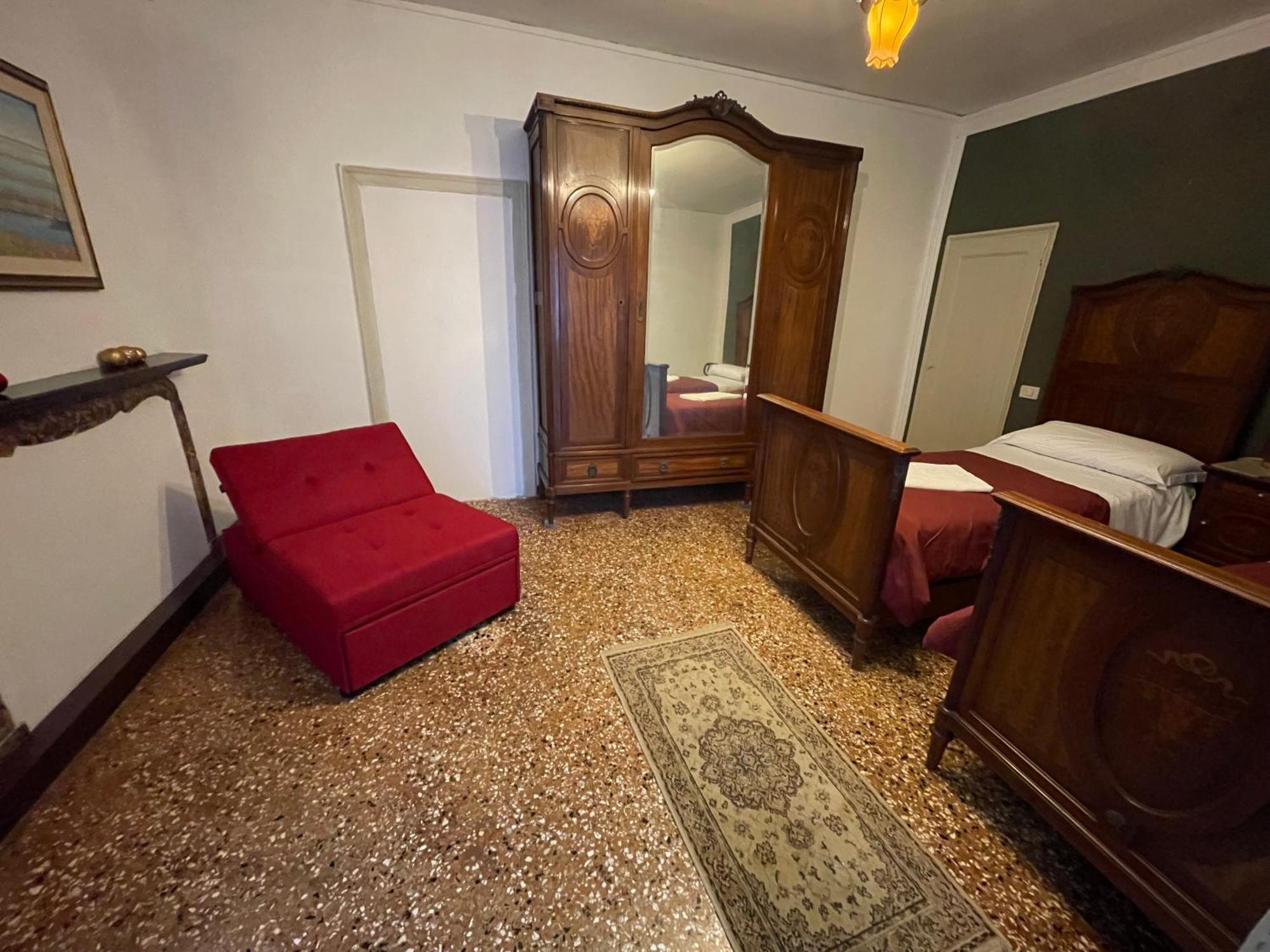 Lions Venice Guest House Экстерьер фото